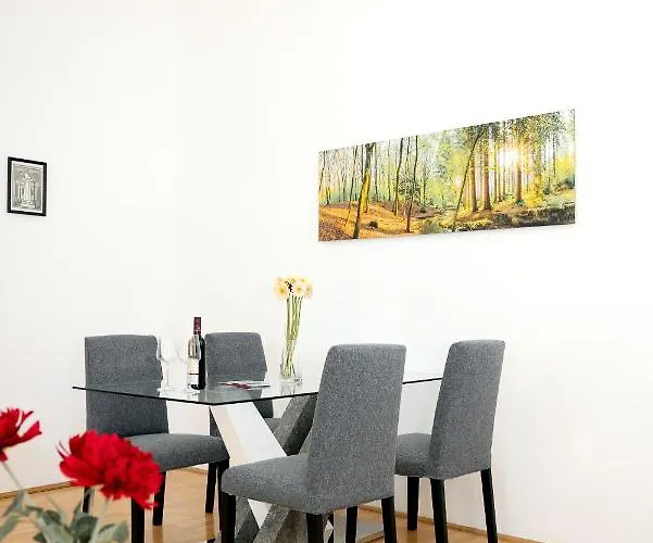 Premium 80 M2 - Free Parking Appartement